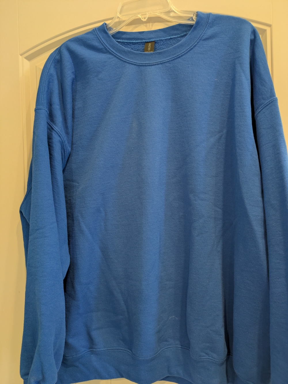 Gildan Classic Crewneck Sweatshirt in Royal Blue